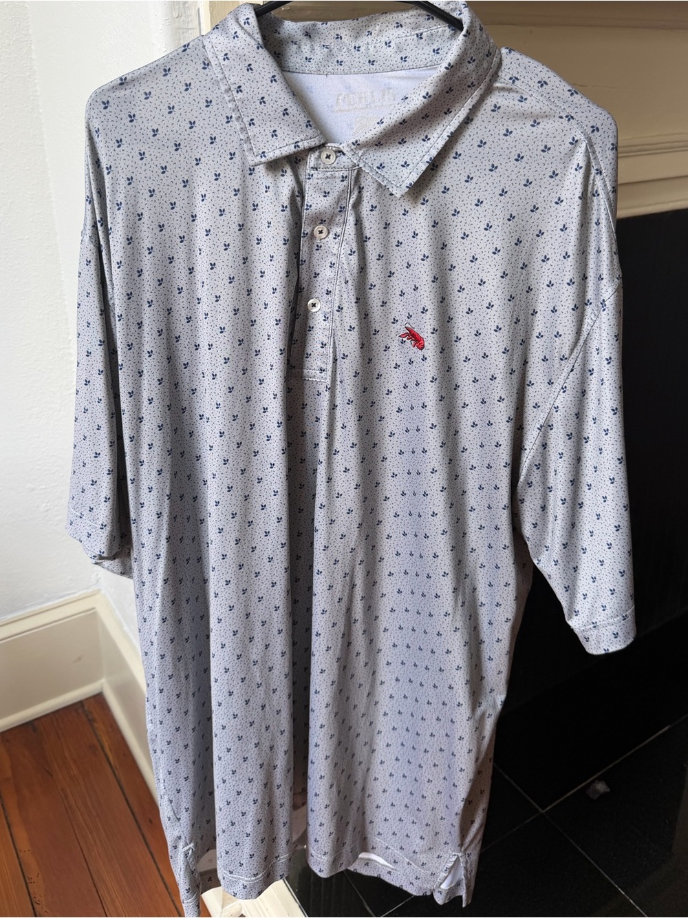 Perlis Men's Light Gray Polo Shirt with Micro Print, Crawfish Logo